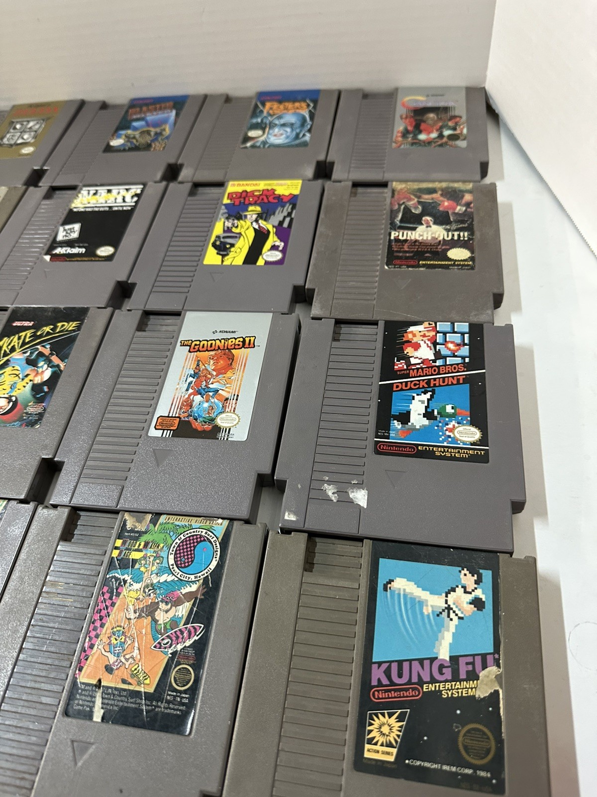 Nintendo NES-101 Original Top Loader Console System BUNDLE WITH 20 GAMES & MORE