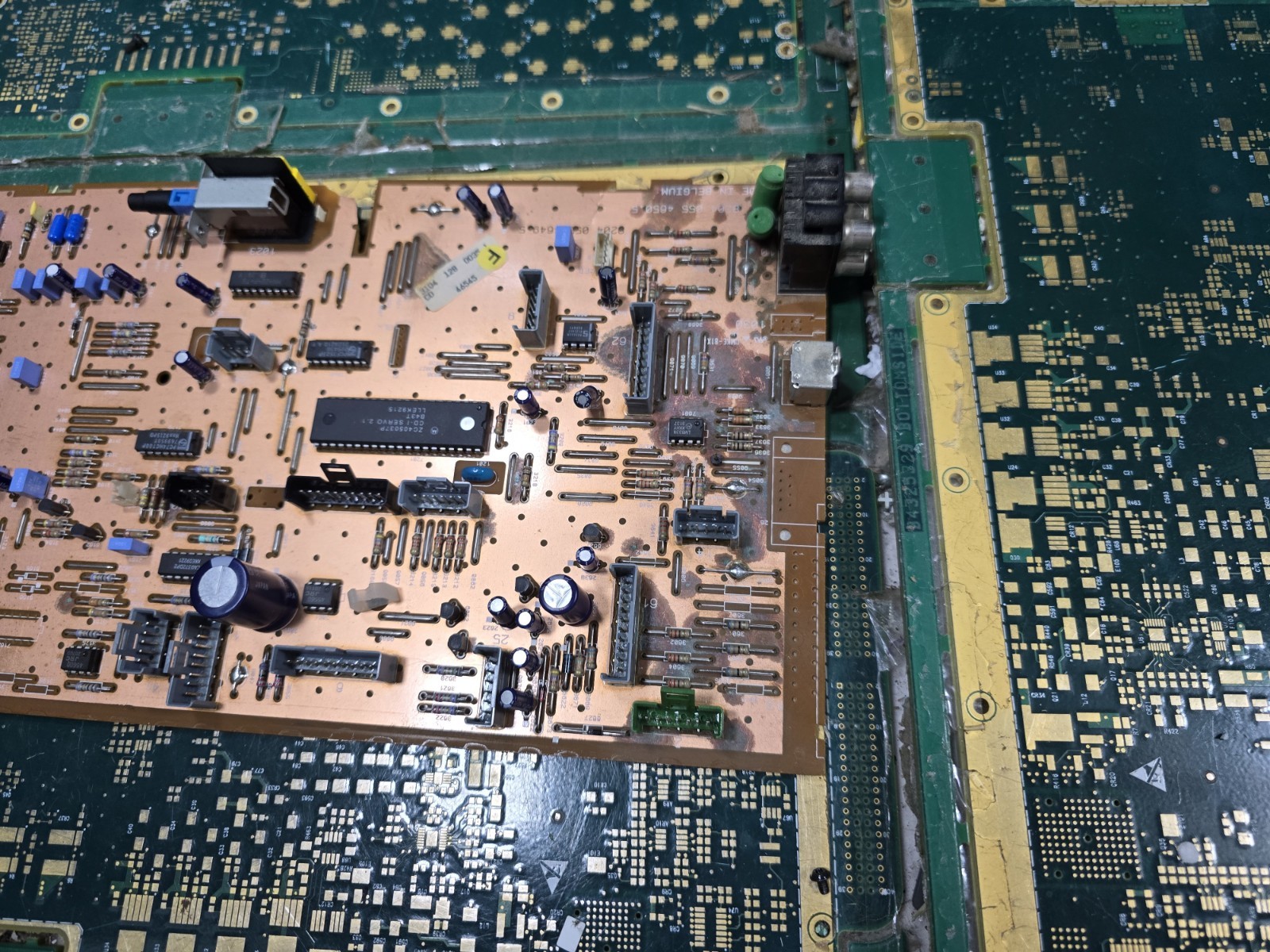 Philips CDI 910 EXACT CORROSION Motherboard-Not Tested-Intact-PARTS-READ ALL