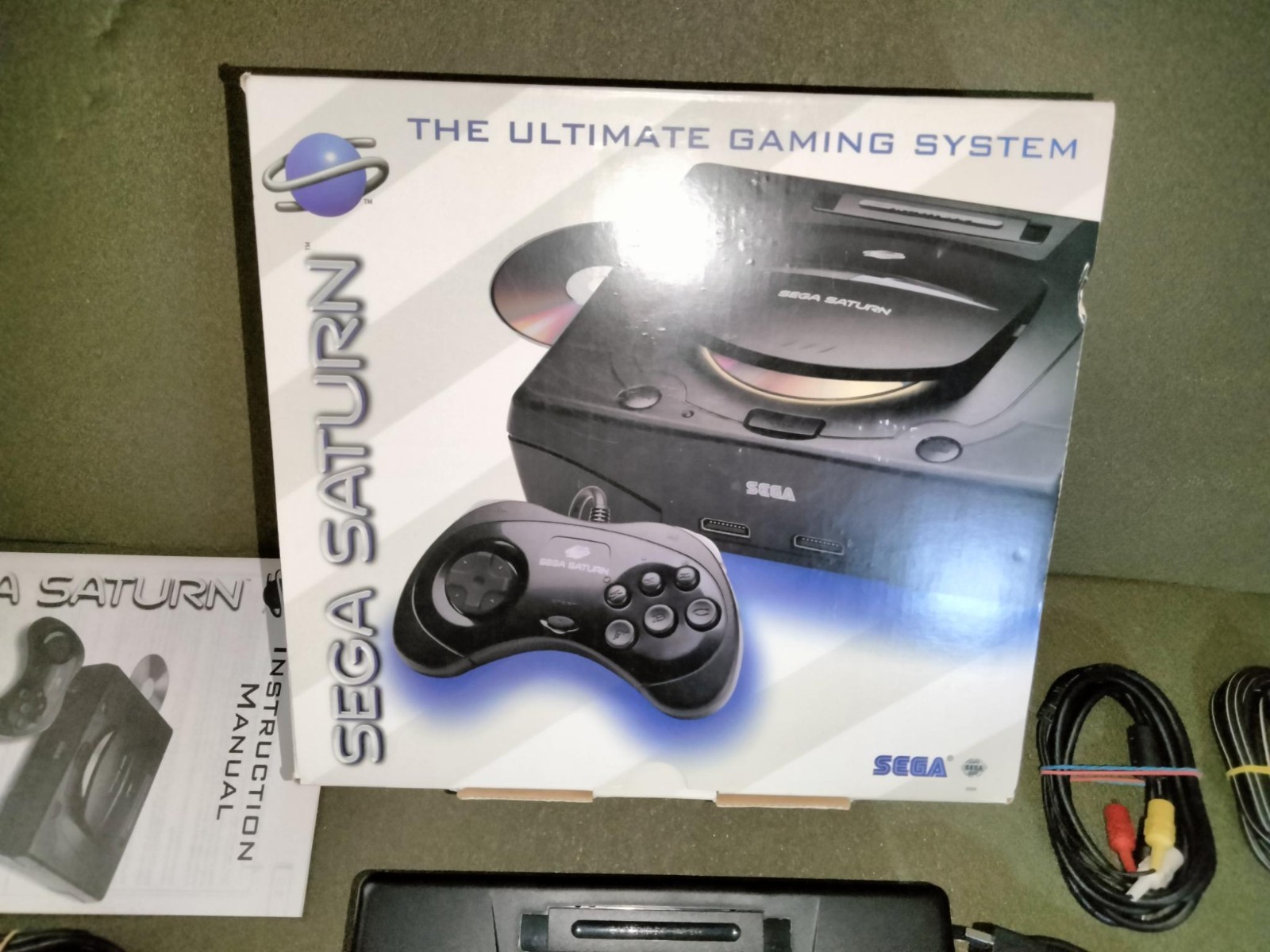 SEGA SATURN CONSOLE – 2 CONTROLLERS – RAM CARD + MORE! – EXCELLENT CONDITION!