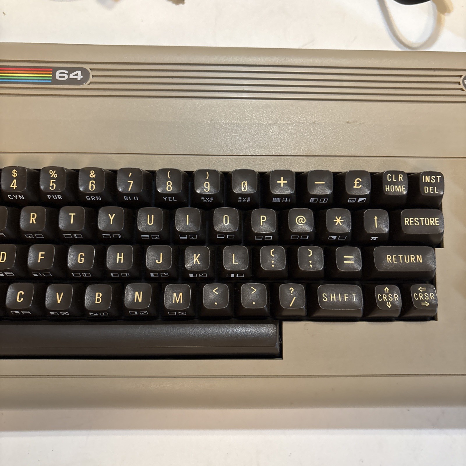 VTG Commodore 64 System W/Original Box POWERS ON PREOWNED W/Joystick