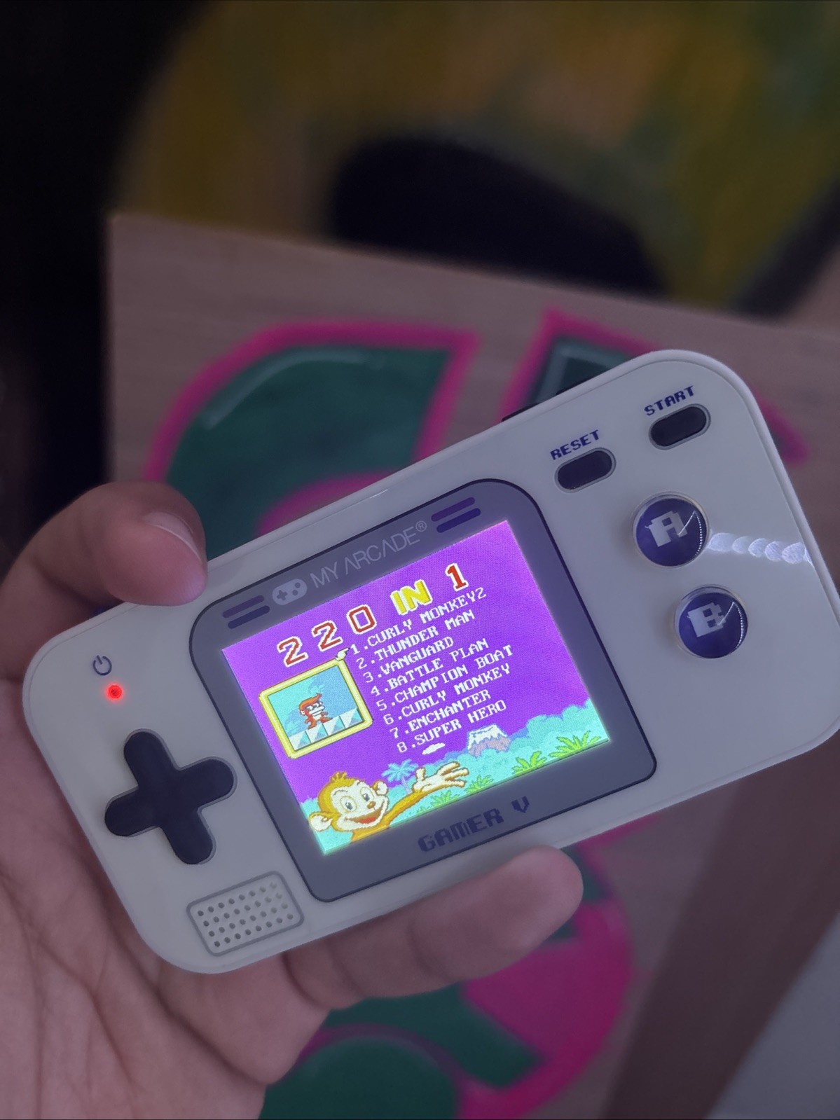 220 In 1 It Has 228 Bit Retro Games Inside Of One Small Device ￼￼