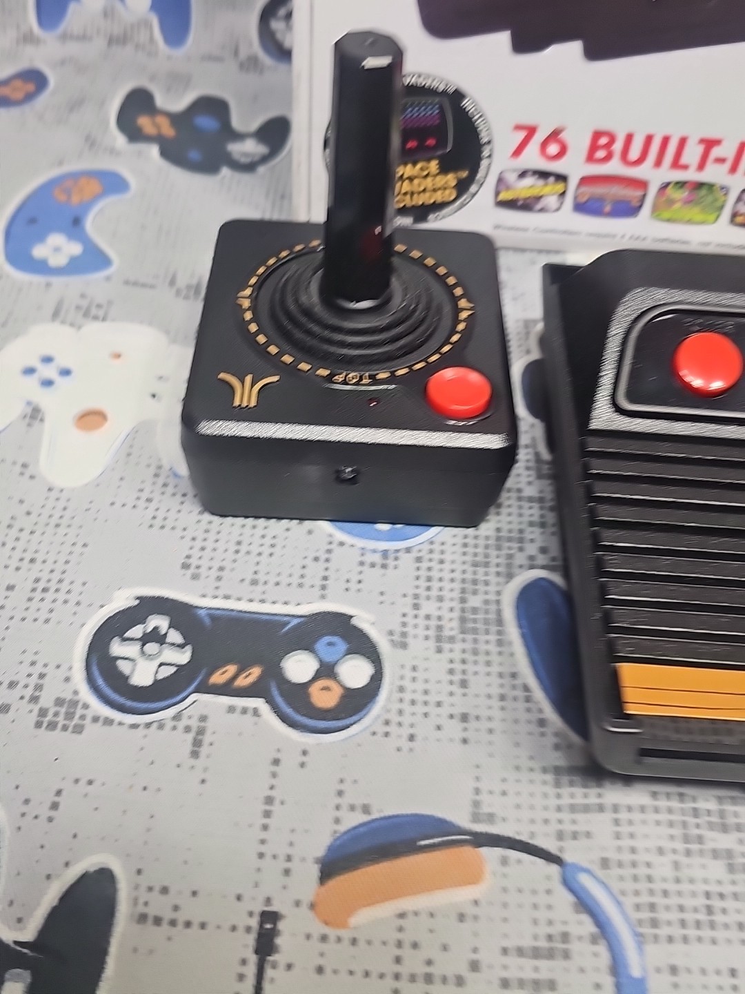 Atari Flashback 4 Classic Game Console 76 games Complete in Box W/Poster