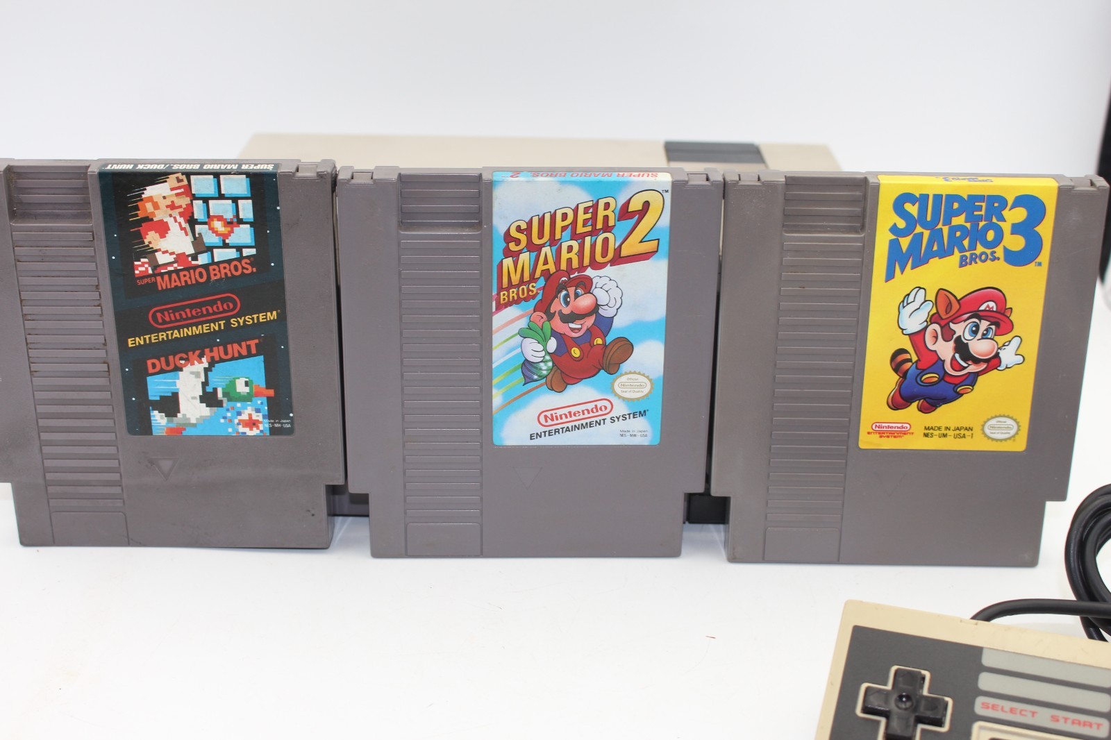 NES Console w/ controller and power supply, Tested w/ Super Mario Bros 1 2 3