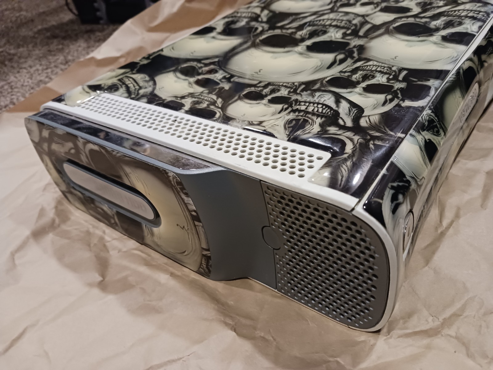 XBOX 360 Console w/ 250GB HDD & Official MS AV CABLES FOR PARTS/REPAIR AS IS