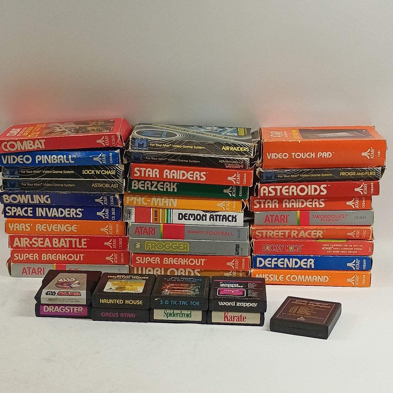 Atari 2600 Gaming Console System CX2600 with Games Lot