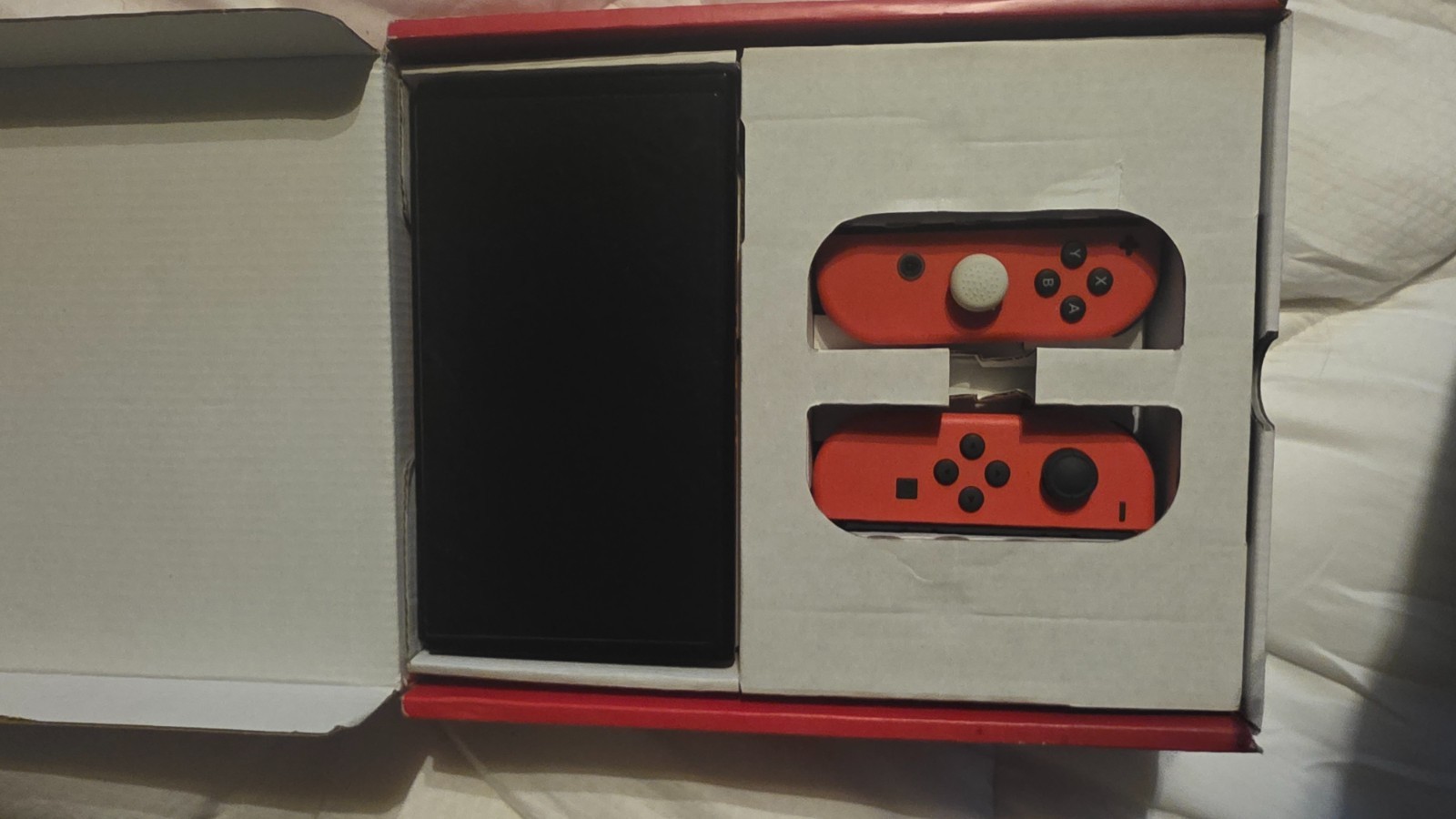 Nintendo switch OLED Mario Red + controller+ Zelda TOTK