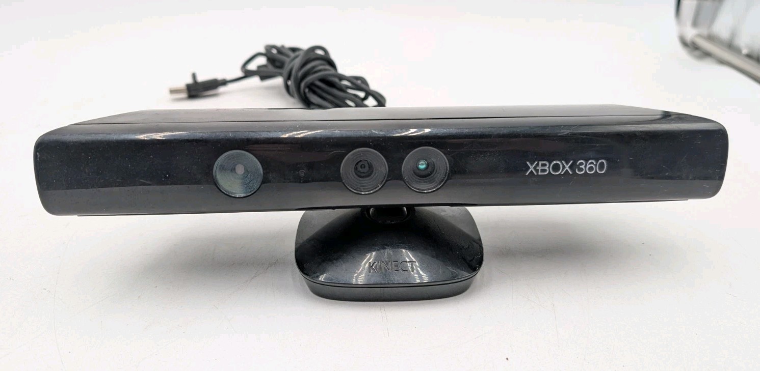 Microsoft XBox 360 S Slim 1439 250GB Console System Xbox 360 Kinect UNTESTED