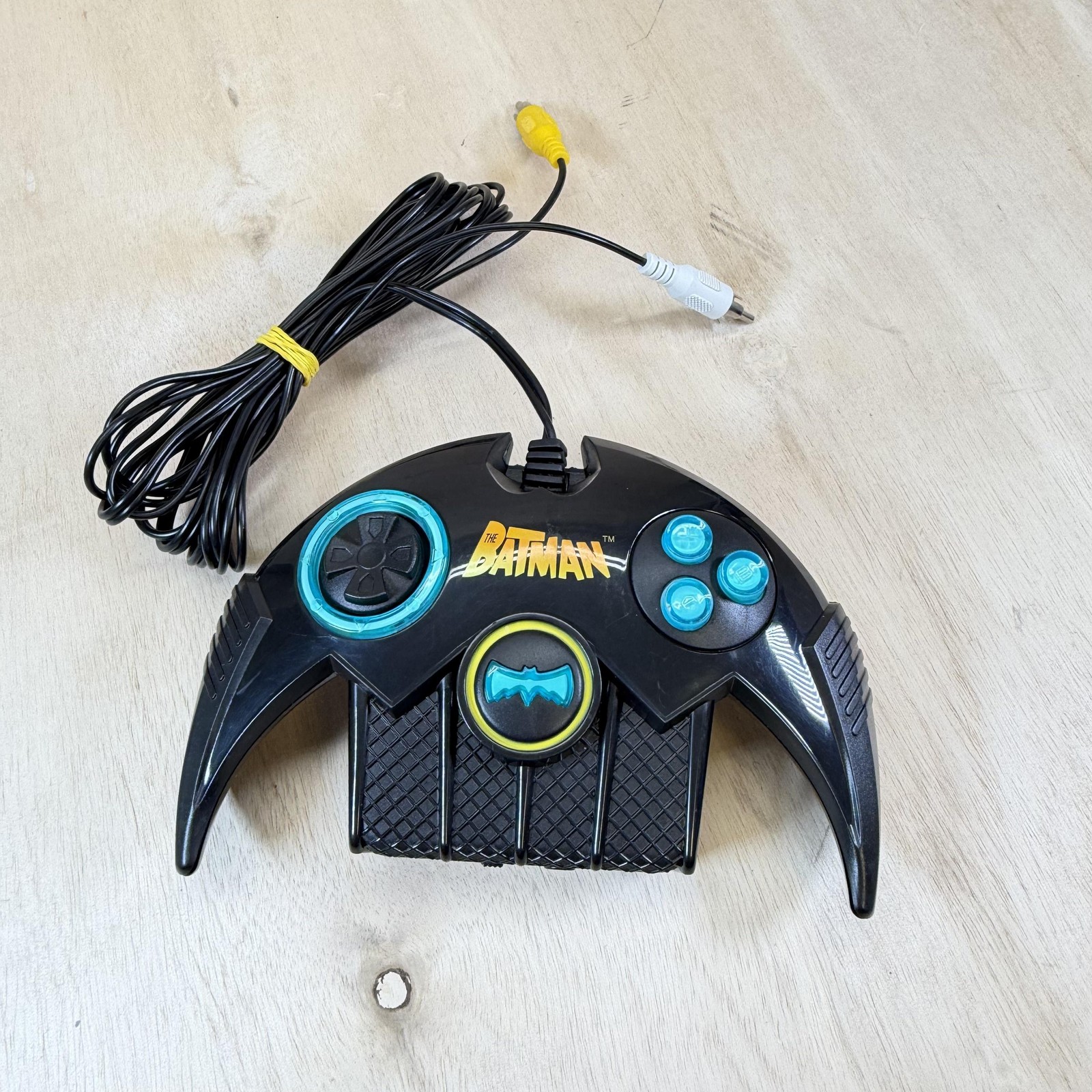 JAKKS Pacific The Batman TV Games Plug & Play Console Black RCA AV 2004 Game