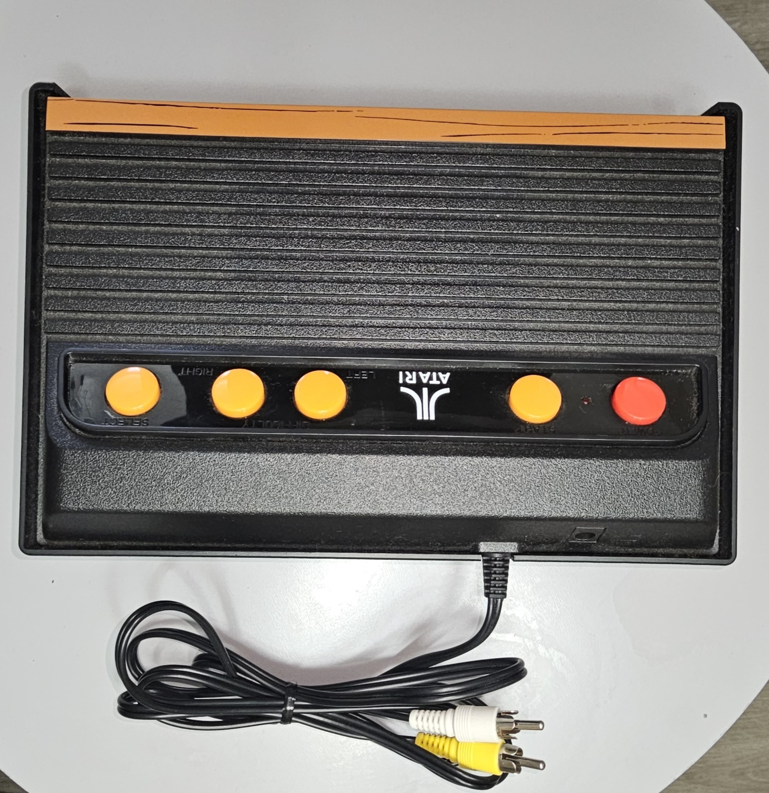 Atari Flashback 8 Classic Game Console 105 Built In Games in Box Tested