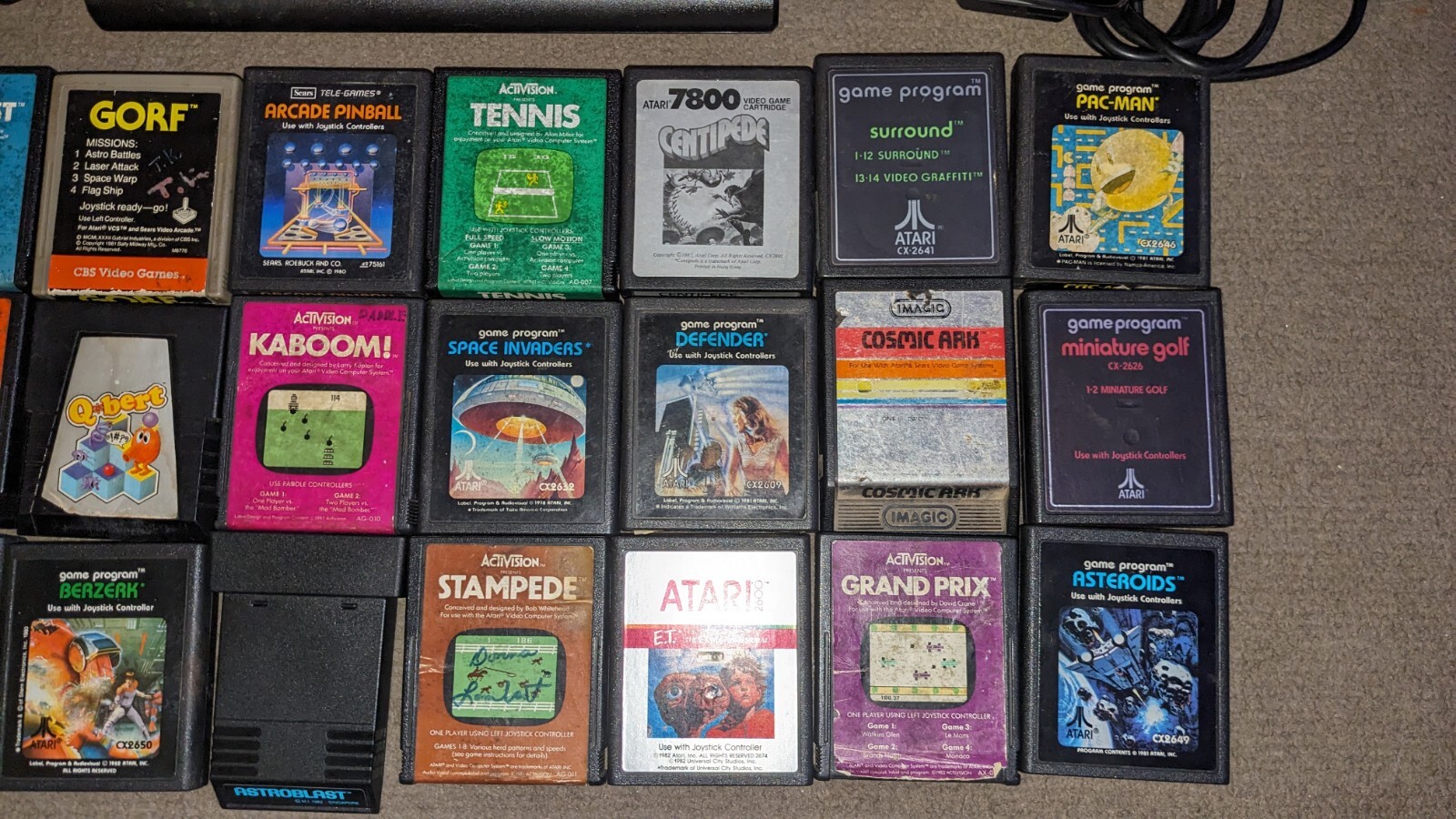 Atari 7800 System 21 games Hook Up’s, Joysticks And Paddle Controls All Works