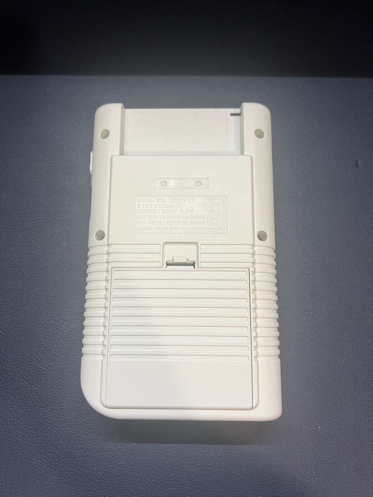 Nintendo Game Boy DMG-01