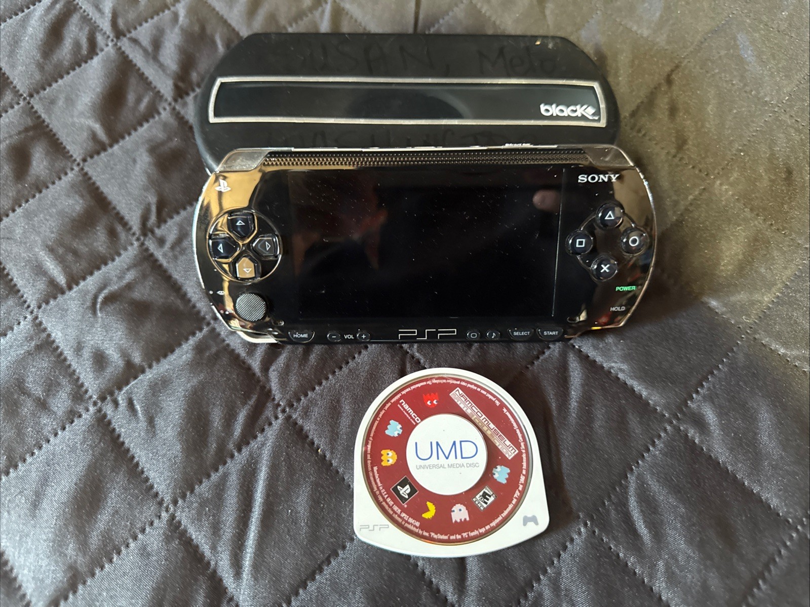 Sony Playstation Portable PSP PSP-1001 Console W/ Namco Museum Battle Disc