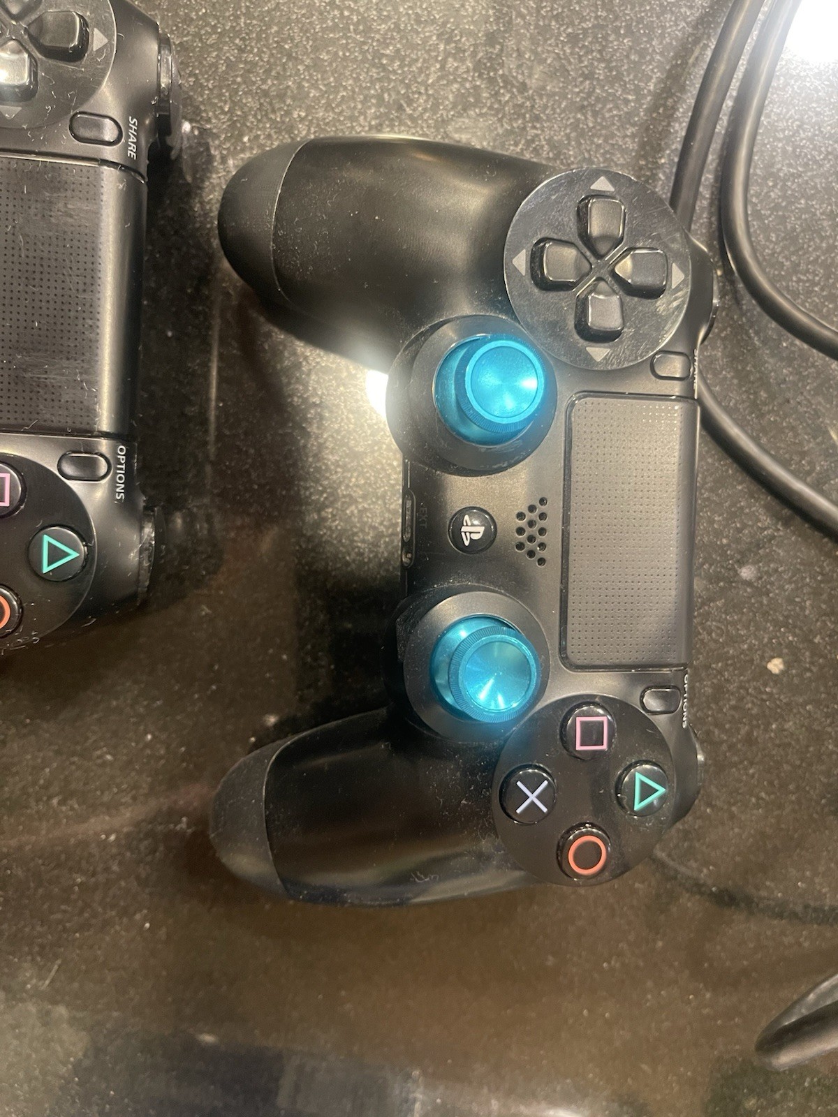 PlayStation 4 Pro Star Wars Battlefront II VR Bundle.games.controllers