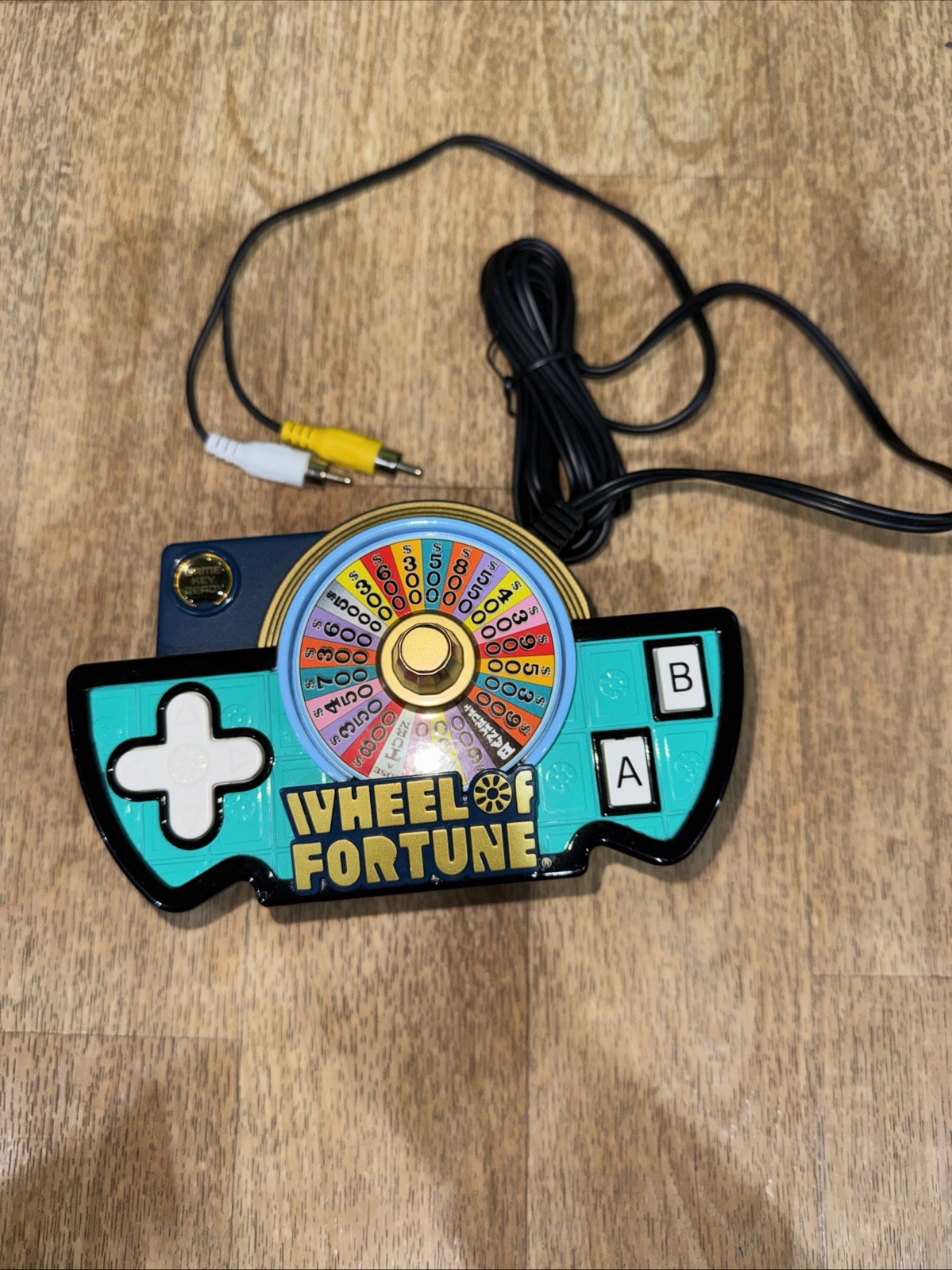 Jakks Pacific Wheel of Fortune Plug N Play TV Game System 2005 1st Edition 2005
