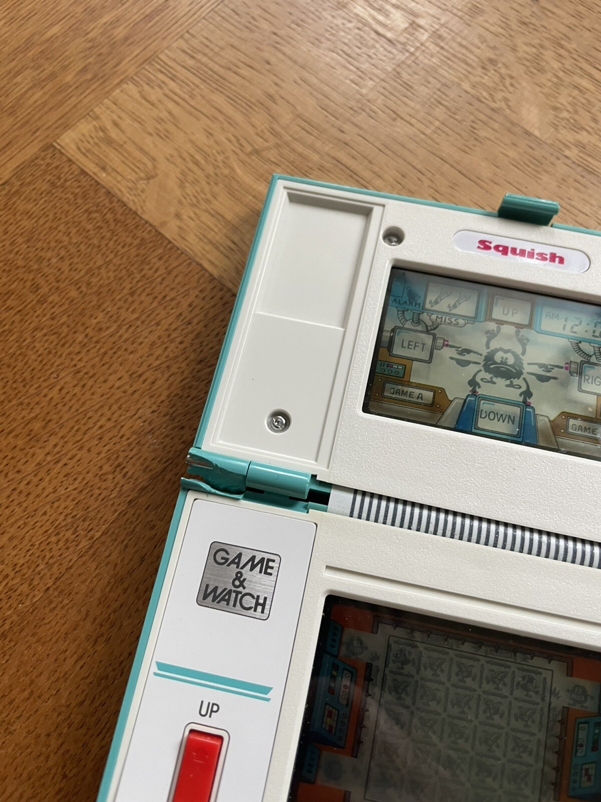 Nintendo Game & Watch Squish MG-61 Multi Screen Electric Game 1986