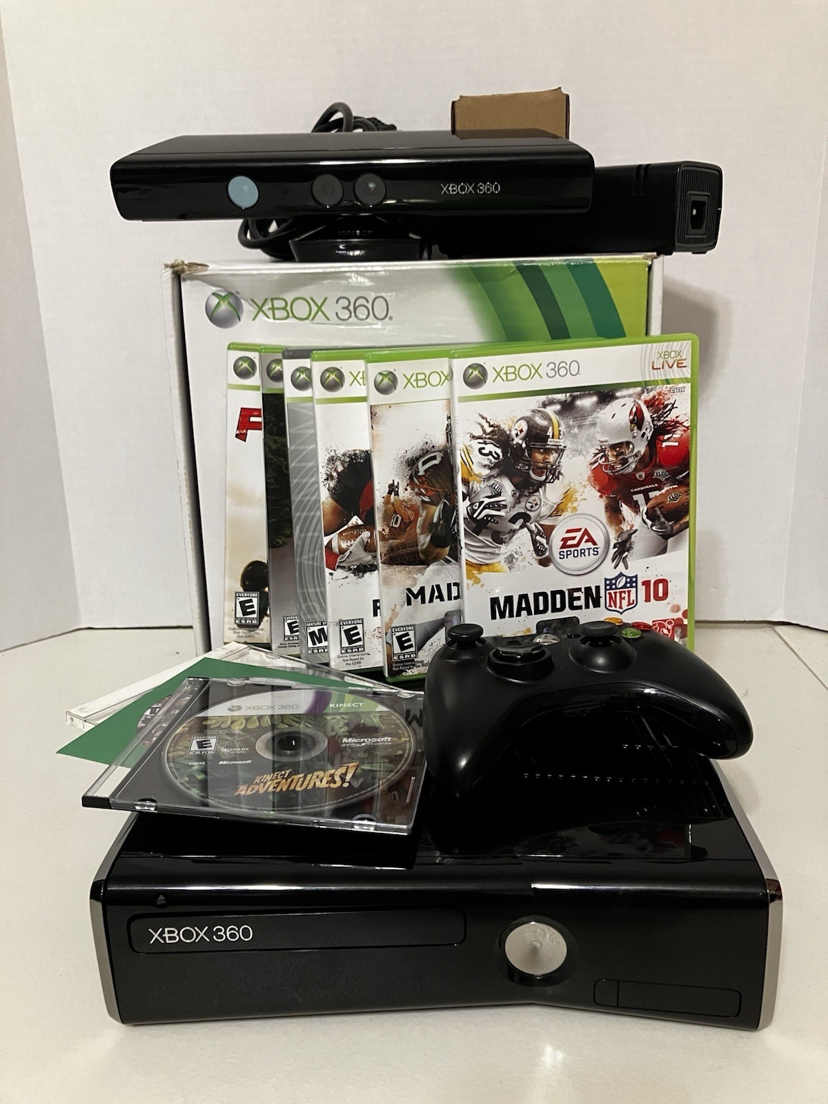 Microsoft Xbox 360 S Console 320 GB Model 1439 w/ 7 Games, Kinect, READ DESC