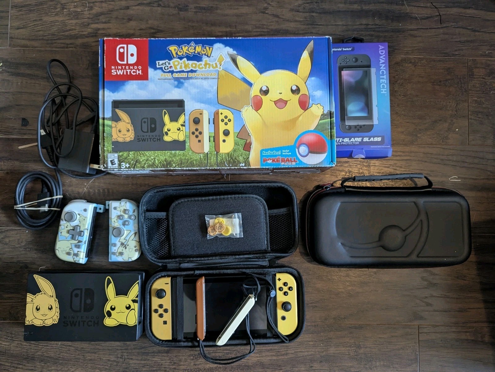 Nintendo Switch Bundle Let’s Go + Exclusives, No Game Or Plus, Defective Joycon