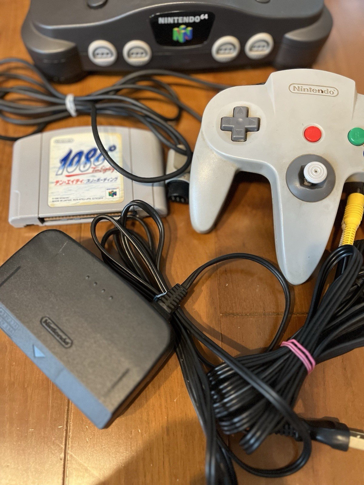 Nintendo 64 NUS-001 Black Console Set Tested to start up (NTSC-J)