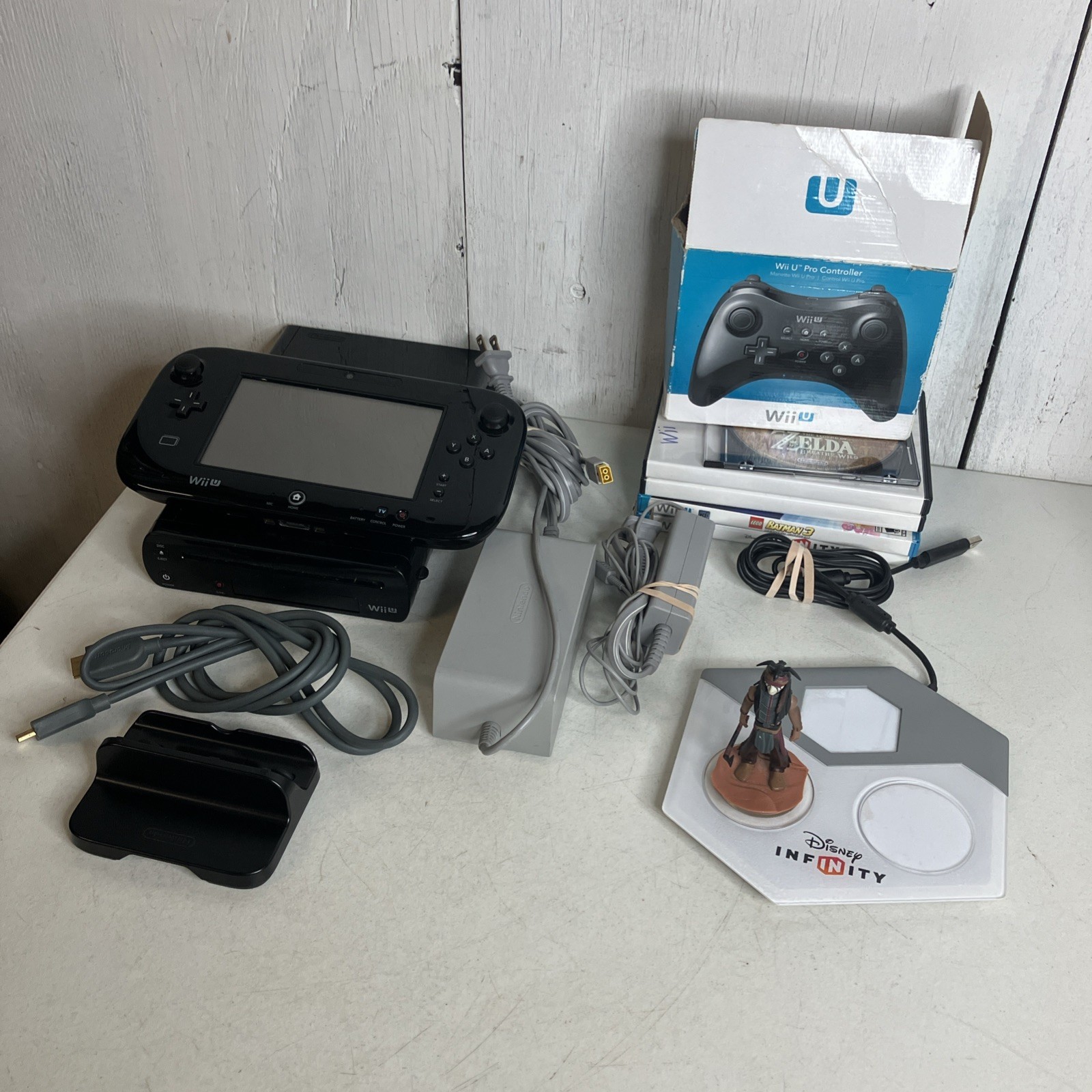Nintendo Wii U 32GB Console Black W/ 5 Games Pro Controller Zelda Breath Of Wild