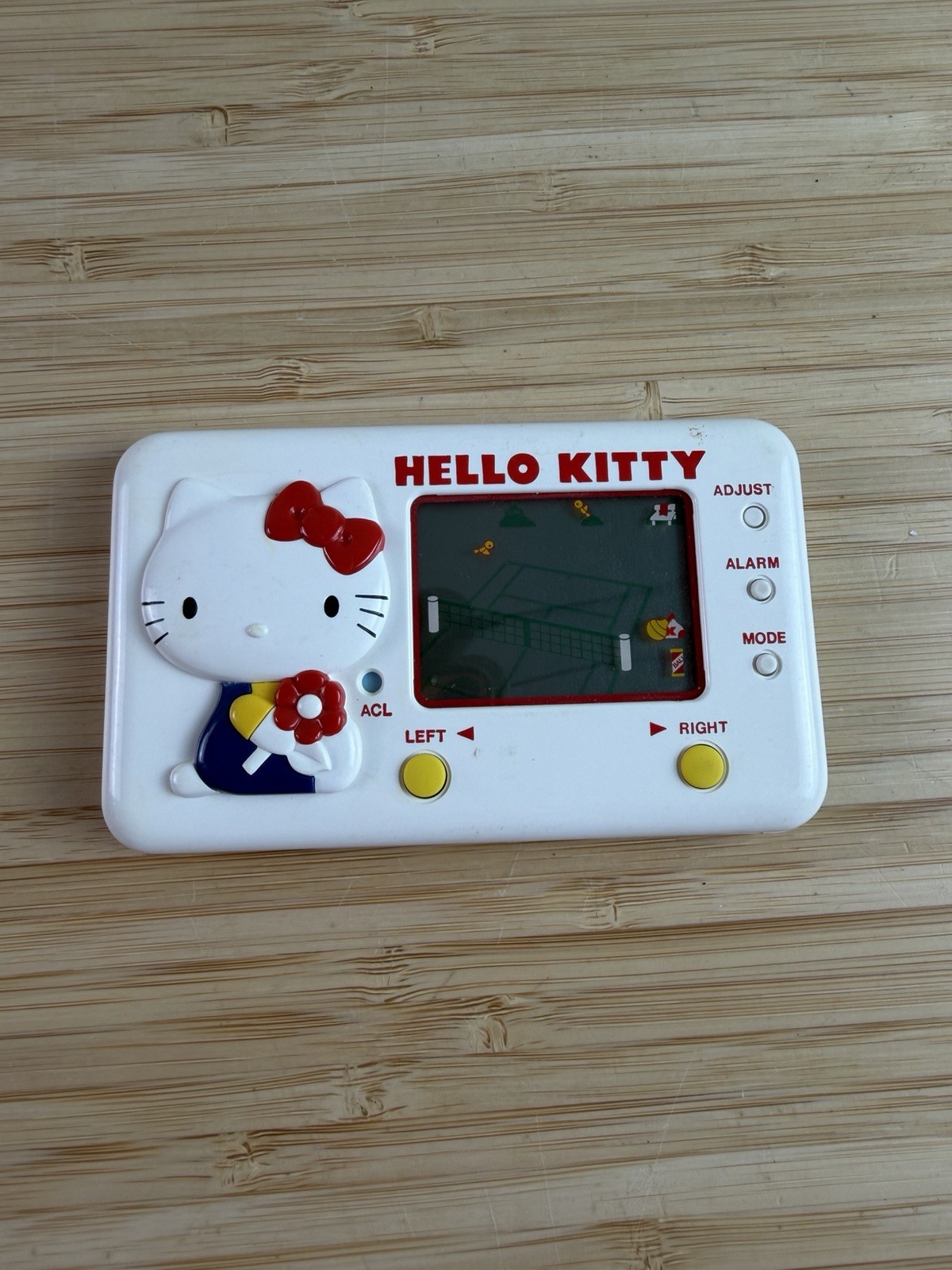 LCD HELLO KITTY TENNIS SCHOOL Handheld Console System Tomy 2440 LSI Game Watch