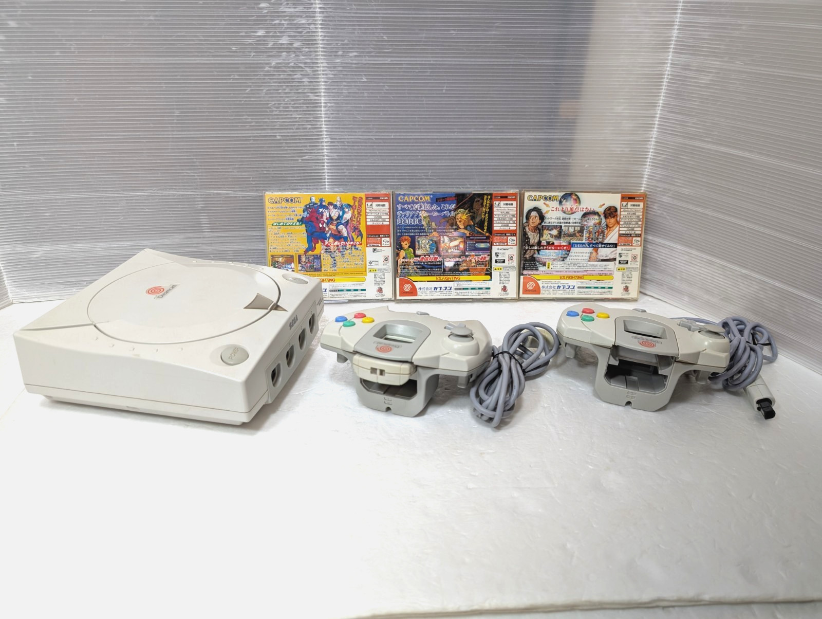 SEGA Dreamcast Console 2 Controller Visual Memory Marvel vs Capcom 2 Japan