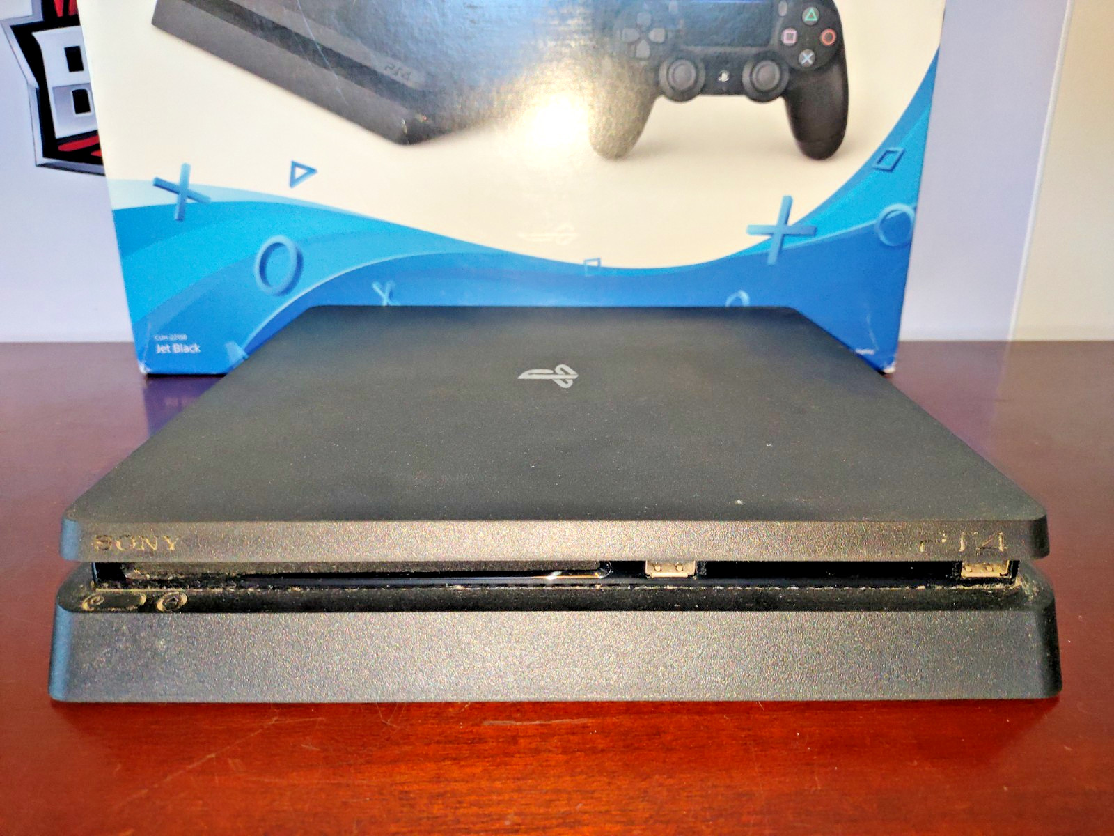 Sony PlayStation 4 Slim 1TB Console CUH-2215B w/ 2 Controllers and Charging Dock