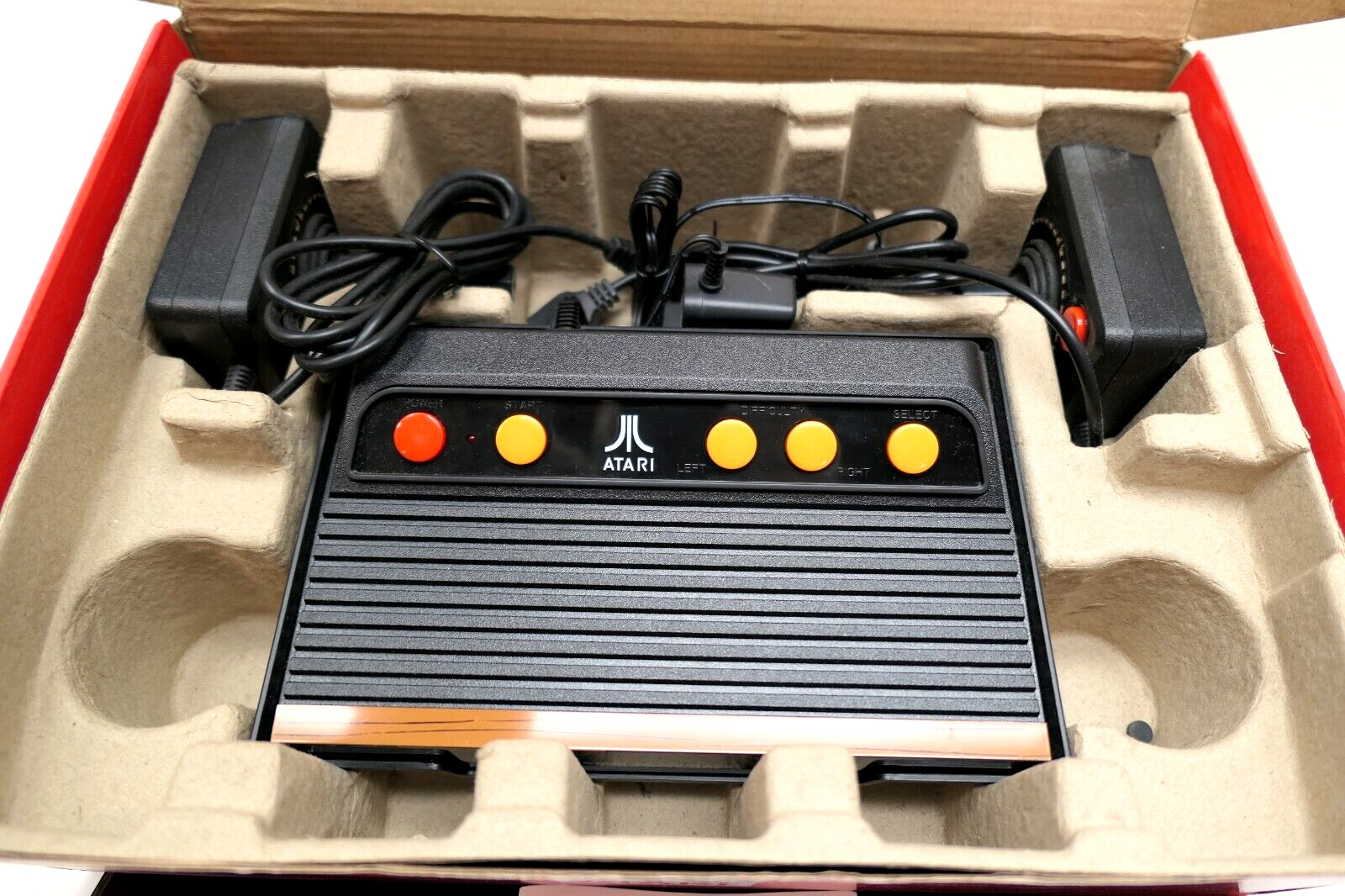 2017 40th Anniversary Atari Flashback 8 105 built-in games Classic/new Games NEW