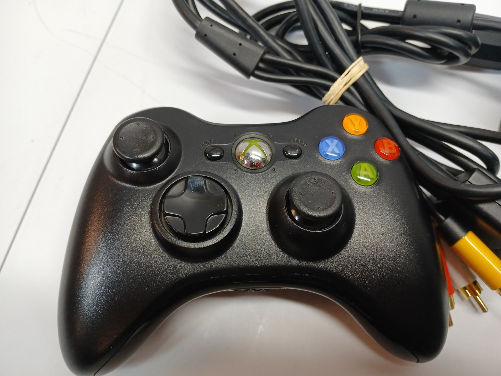 Xbox 360 S Console W Controller Power & AV Cords GREAT CONDITION TESTED