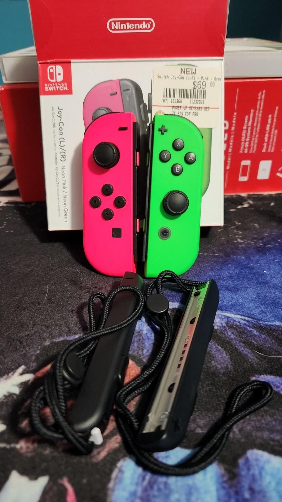 NINTENDO SWITCH OLED BUNDLE- PINK/GREEN JOYCON, 256G SD, NEIXGO GRIP/DOCK & CASE