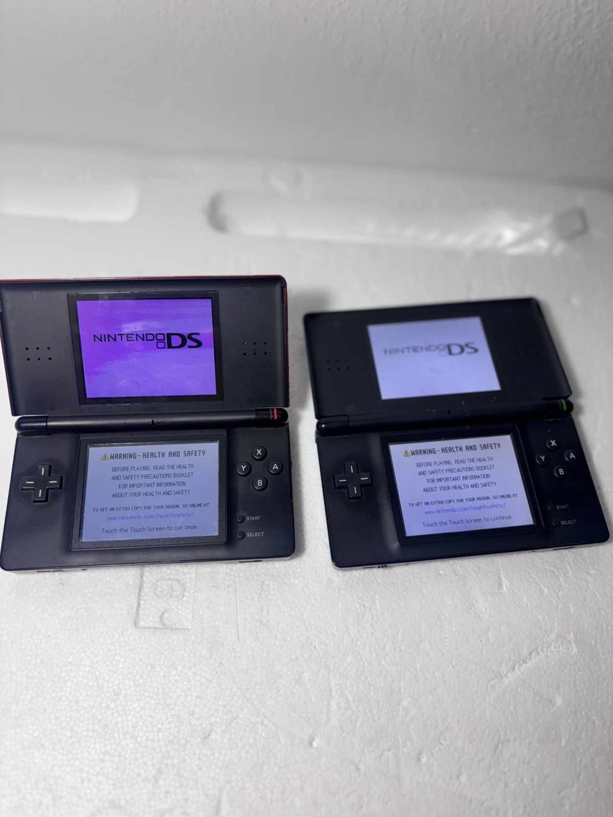 Nintendo DS Lite x2 Blue-Red -Bundle For Repair Broken Hinge -Screen repair-Work