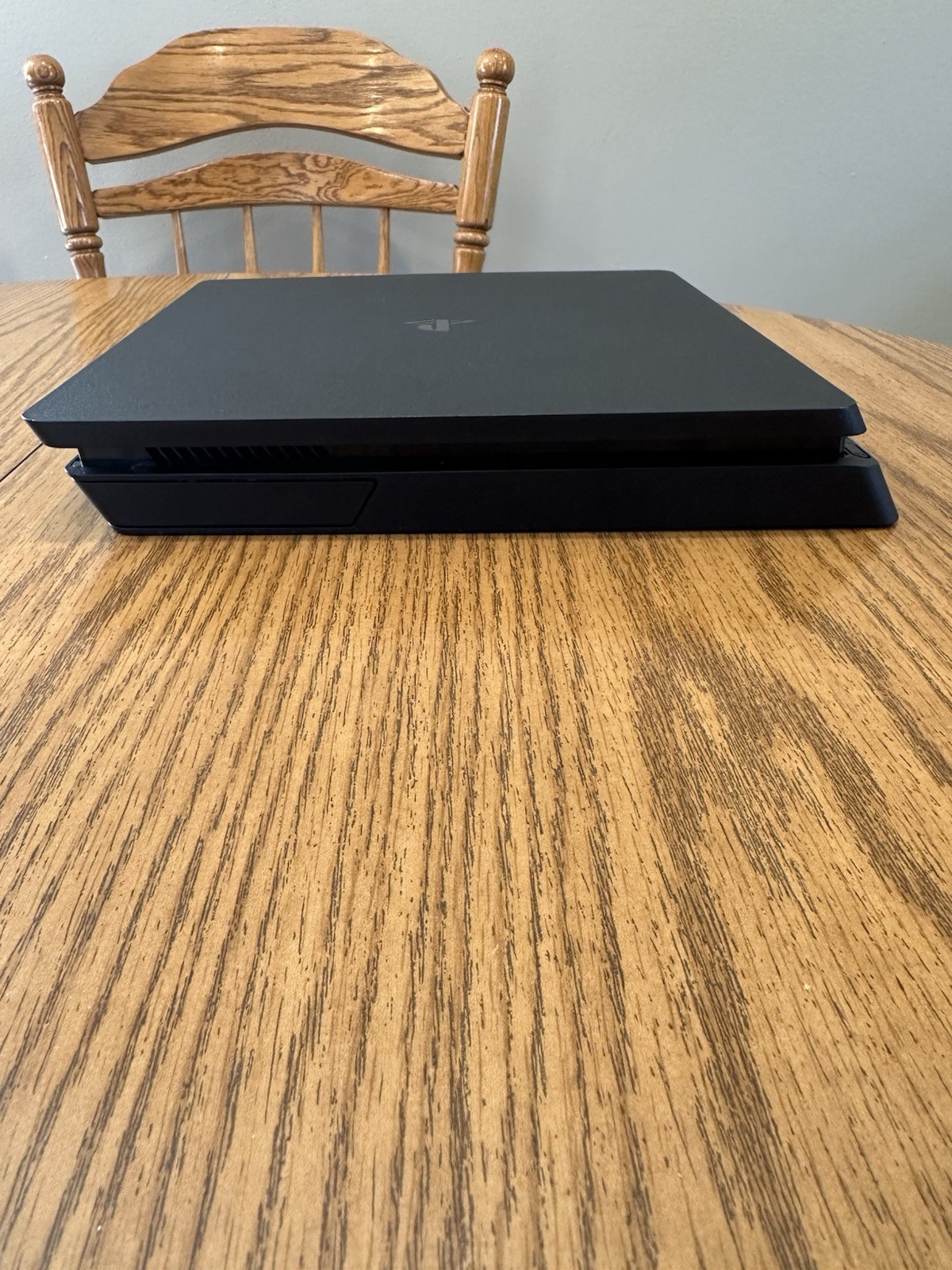 Sony – PlayStation 4 PS4 Slim Console – 500GB HDD – CUH-2215A – Black – Bundle