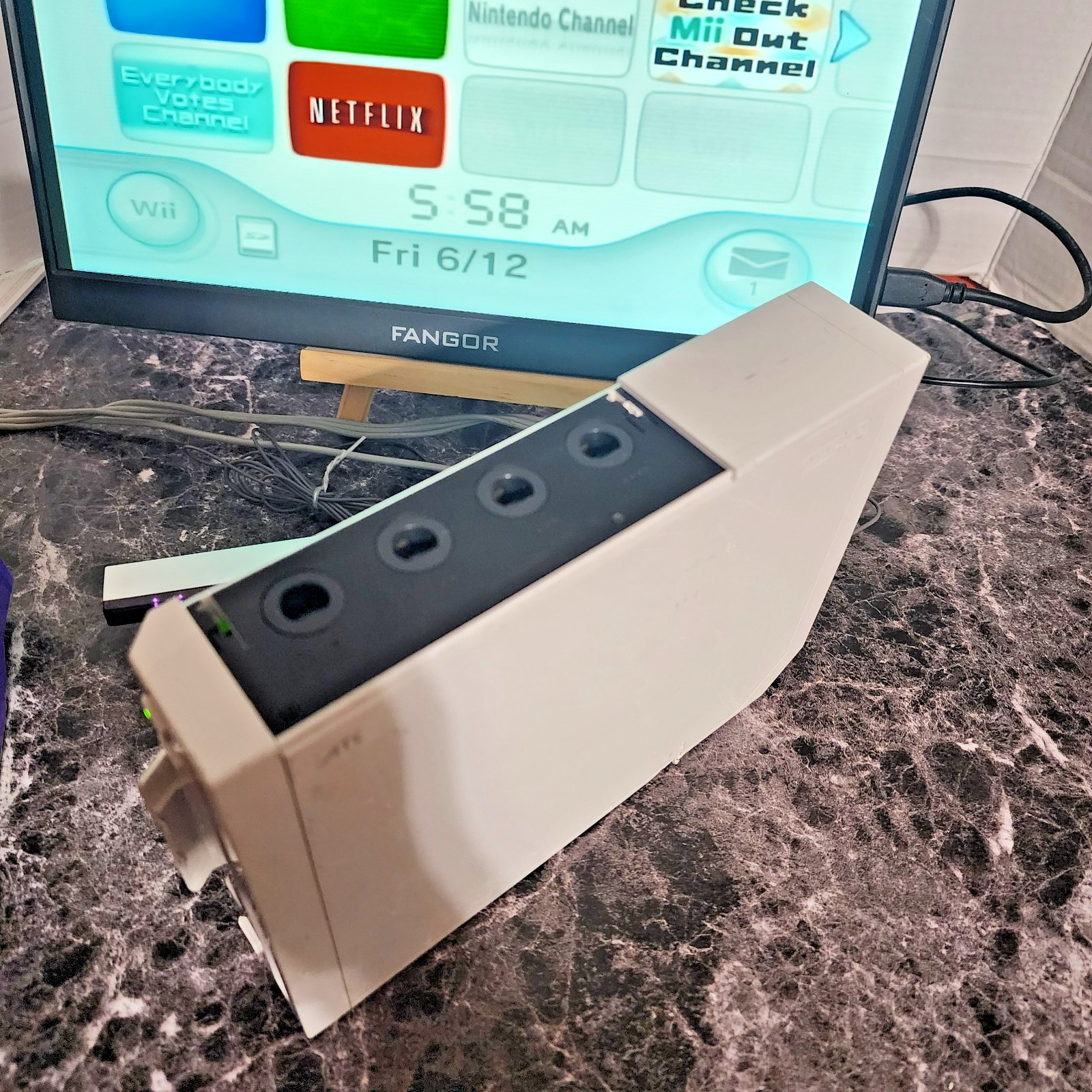 Nintendo Wii Console Bundle RVL-001 Tested Working 5 Games Accessories GameCube
