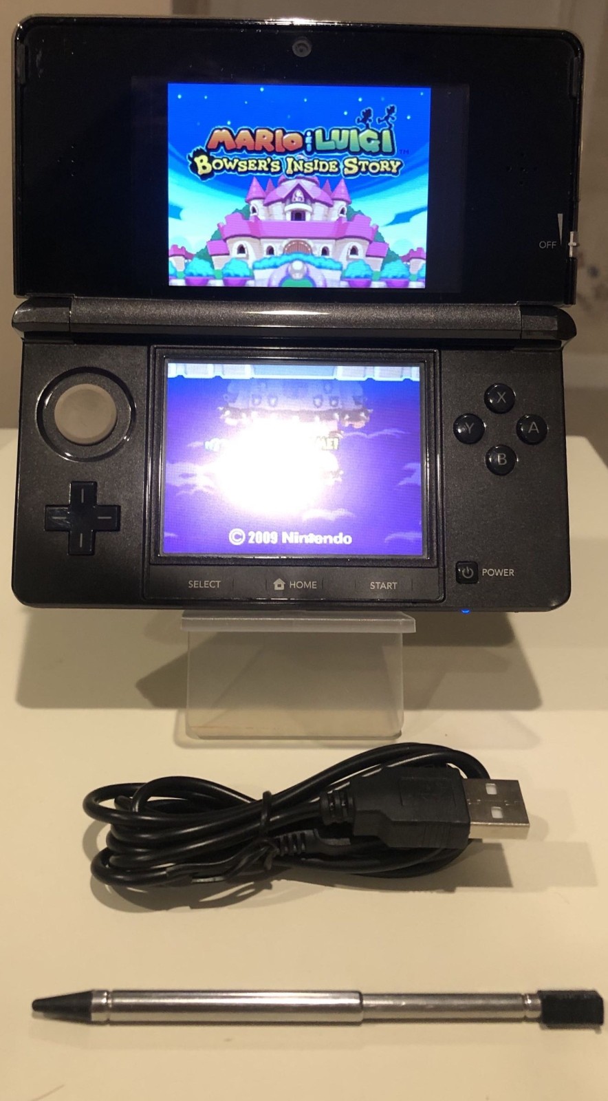 Nintendo 3DS Cosmo Black CTR-001 Handheld Console– Fully Tested