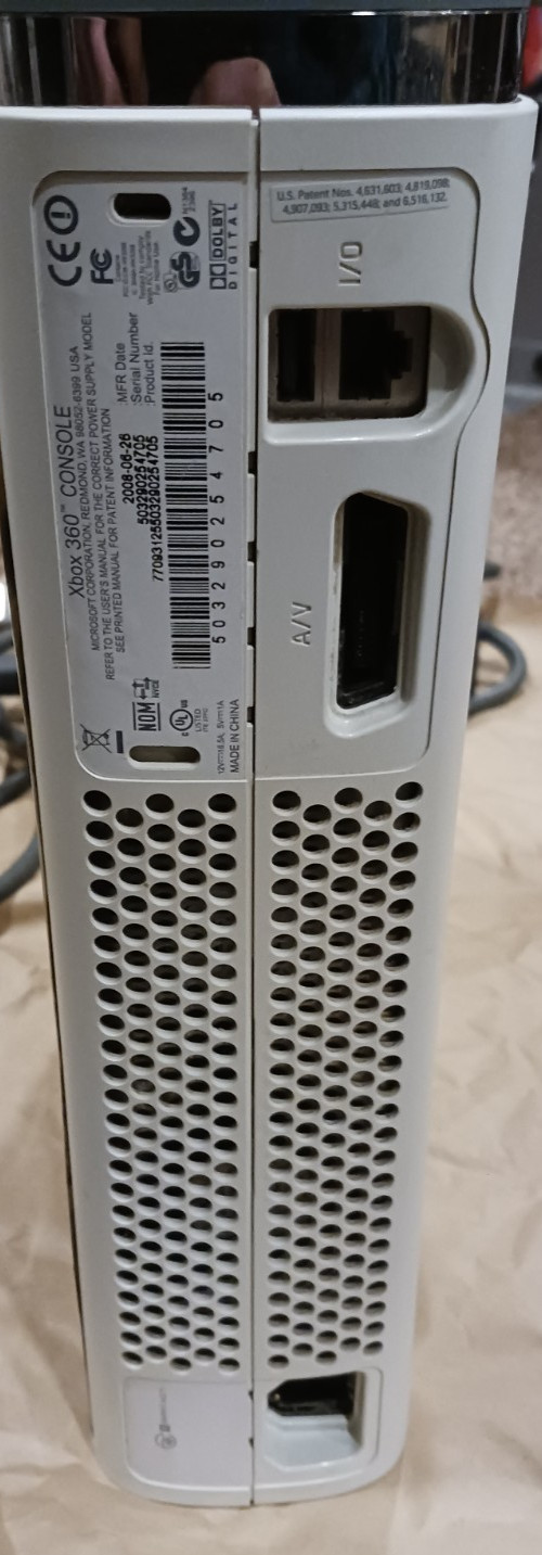 XBOX 360 Console w/ 250GB HDD & Official MS AV CABLES FOR PARTS/REPAIR AS IS