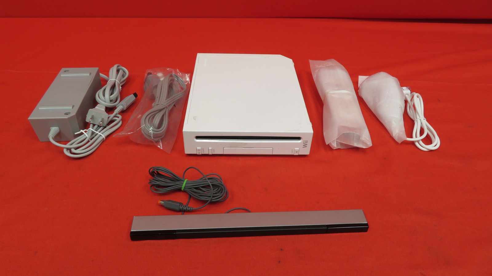 Nintendo Wii Video Game Console With Generic Controllers 6554