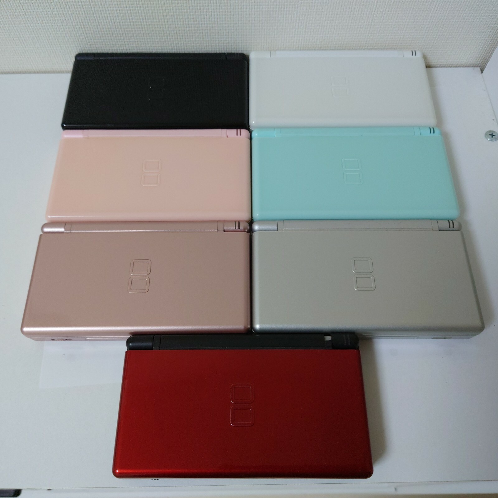 Nintendo Ds Lite Black/Pink/Ice Blue/White/Rose/Crimson/Silver/Navy Console