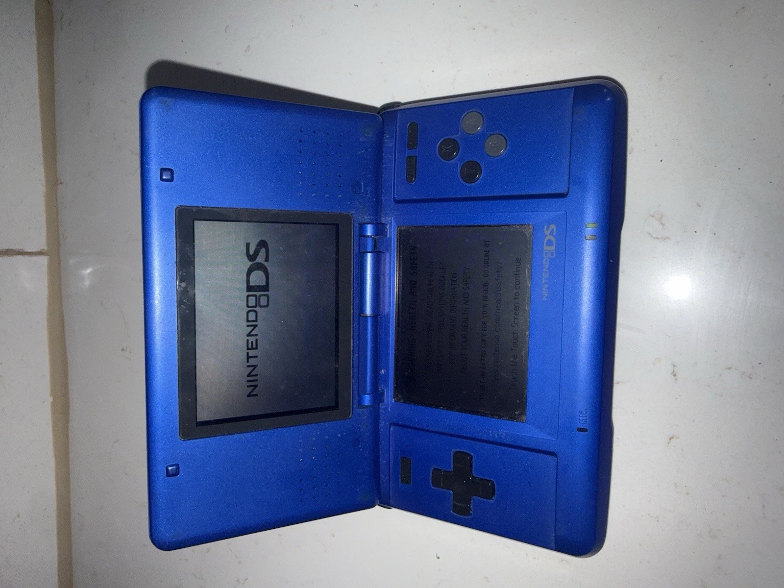 Nintendo DS Launch Edition Electric Blue Handheld System With Chargers. Works