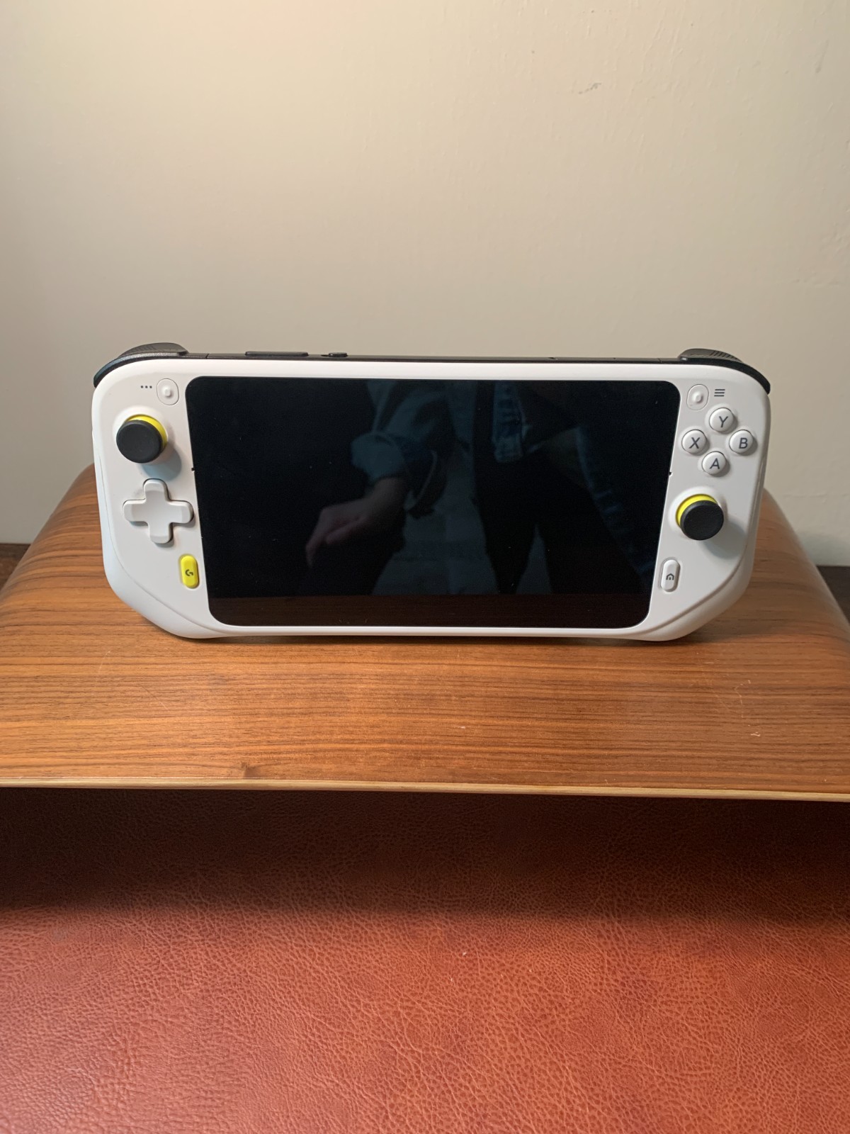 Logitech G CLOUD 64GB Handheld Console – White
