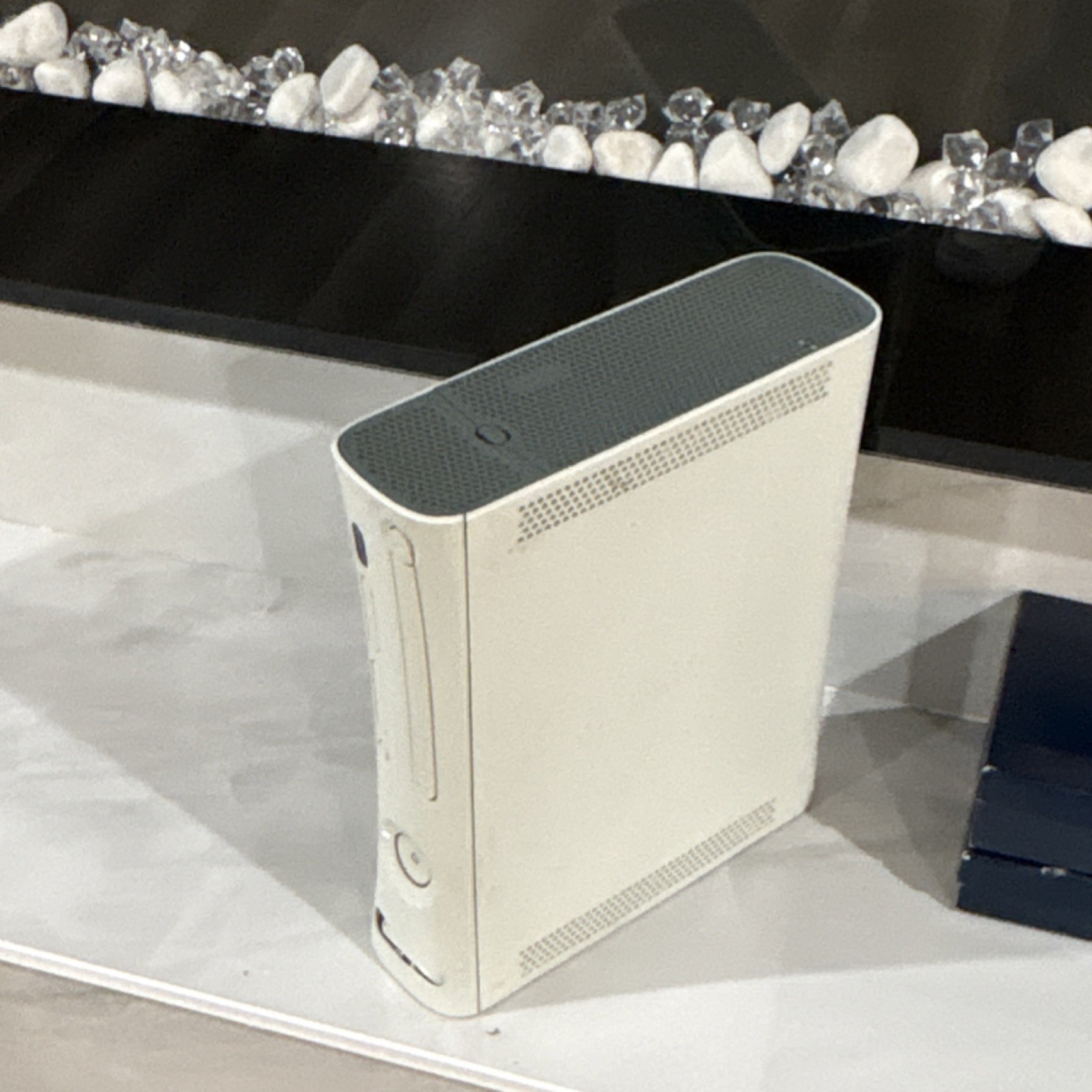 Microsoft Xbox 360 White Home Console Wi-Fi Capability