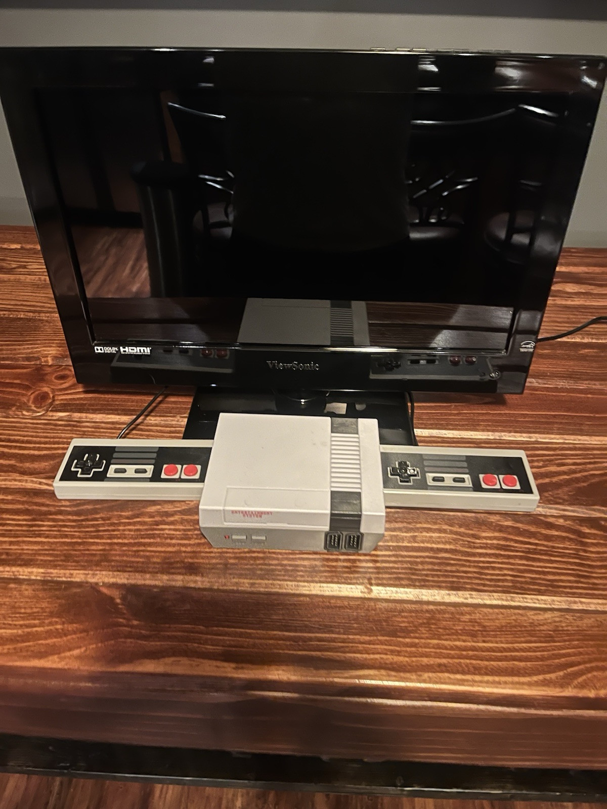 Mini Nintendo Classic 600 Games W/15inch Monitor