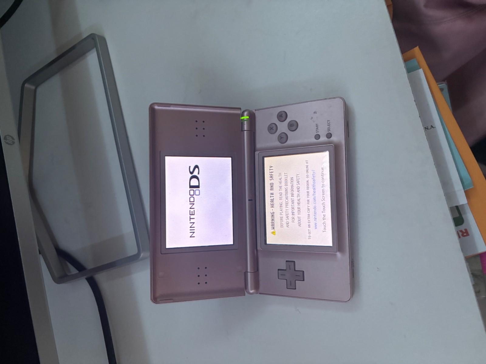 Nintendo DS Lite – Rose Gold – Console + Stylus Only – Tested & Working