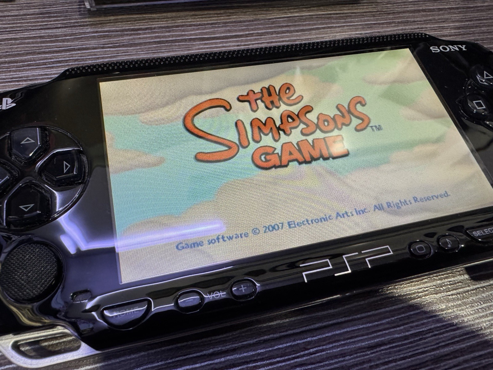 Sony PSP 1001 Console Handheld Black System WITH CHARGER – Very Good Condition!