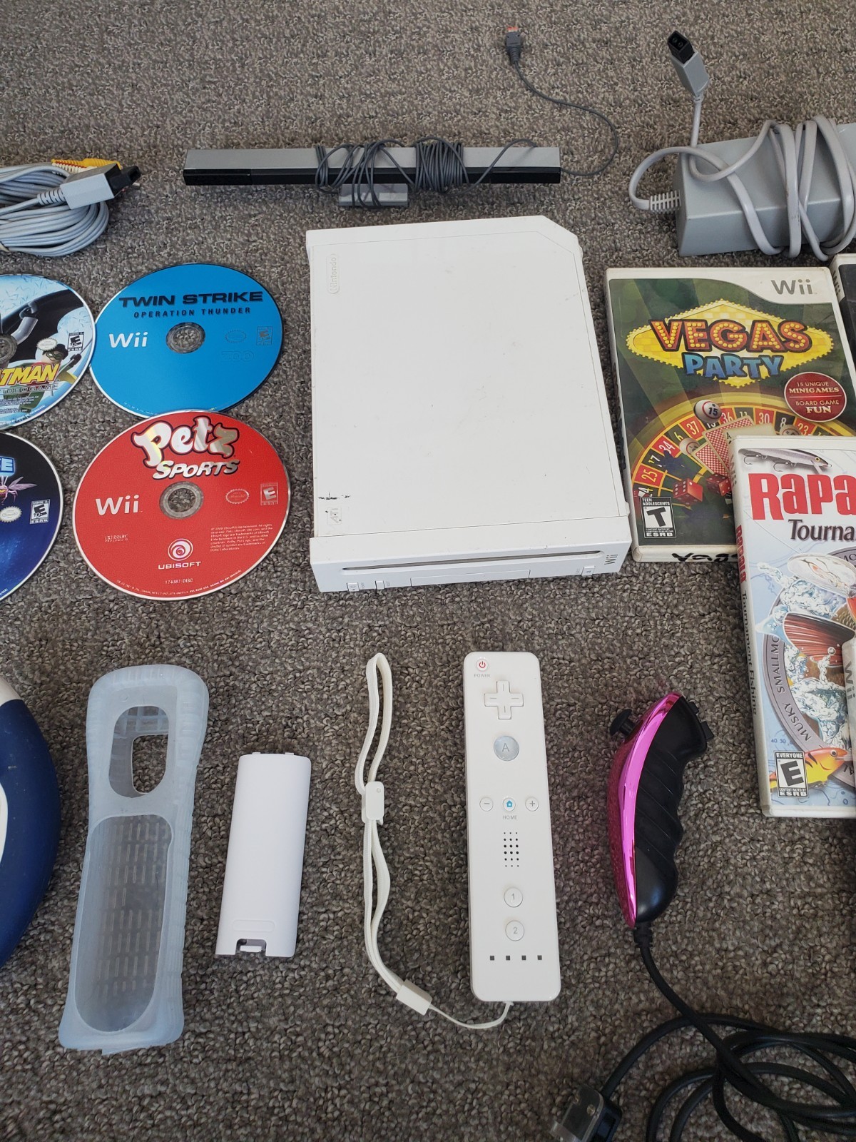 White Nintendo Wii Console System Bundle w/ 12 Games Controller TESETED – Vegas