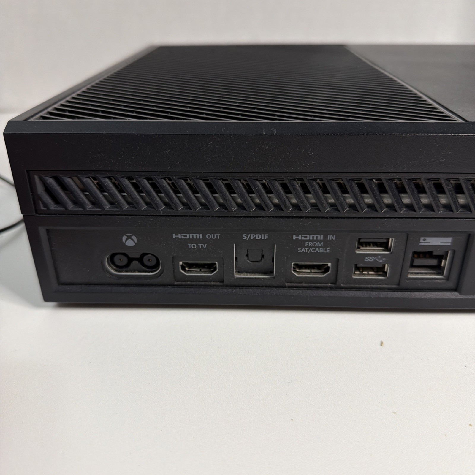 Microsoft Xbox One Console – Model 1540 – Black – Fair Condition – Console Only