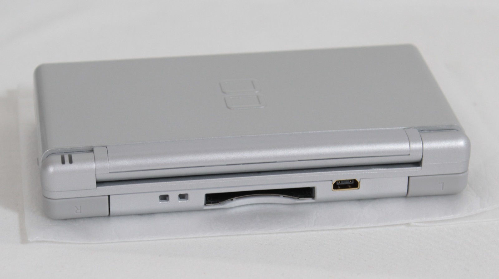 Nintendo DS Lite Handheld System Silver Never Used Never Played UNUSED/NEW COND.