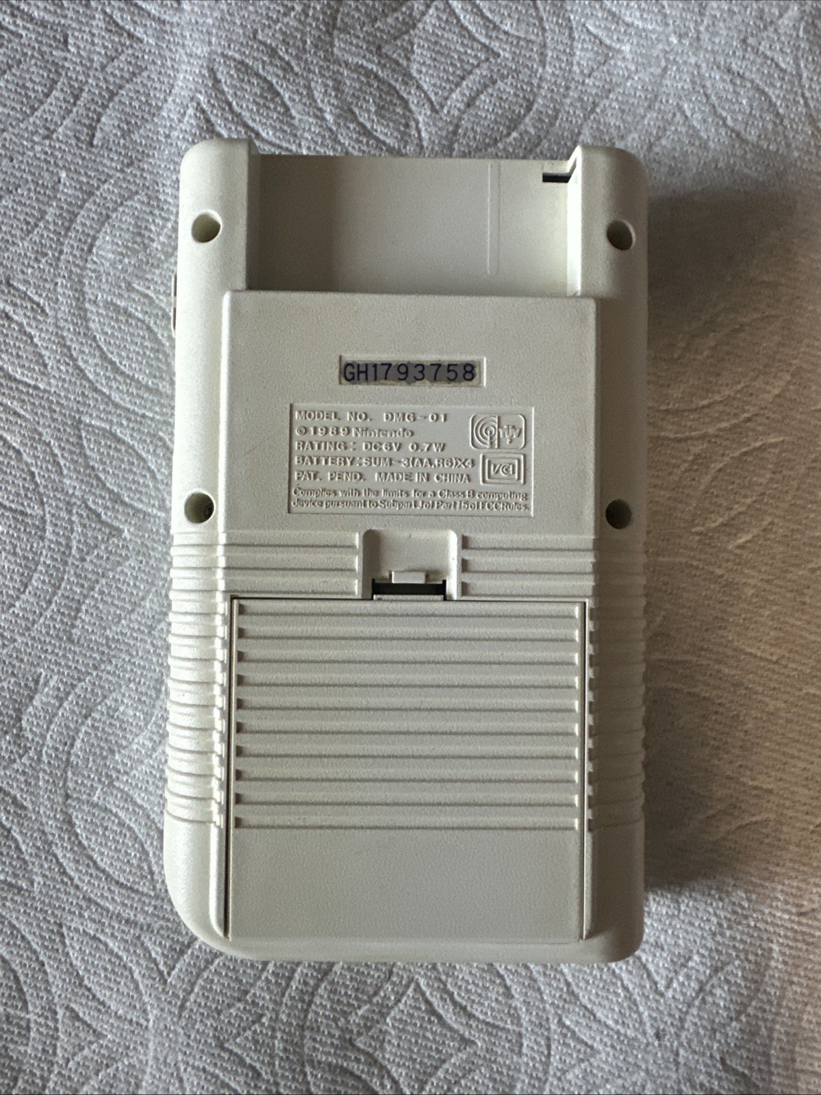 Authentic Original White Play It Loud Gameboy, Tested, HTF Color! Please Read!
