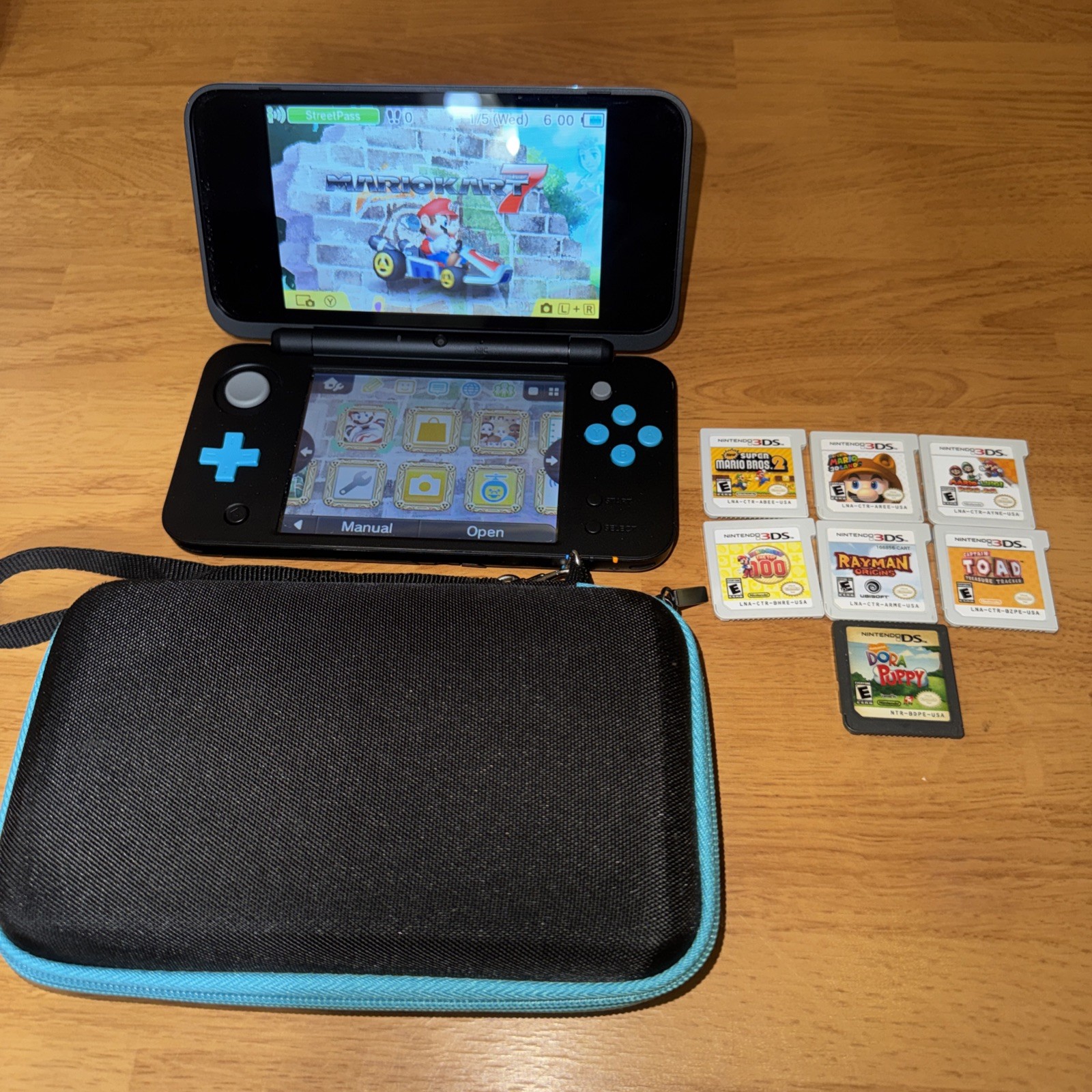 Nintendo 2DS XL Console-Black/Turquoise-Mario Cart 7 Edition-Case-7Games-Charger