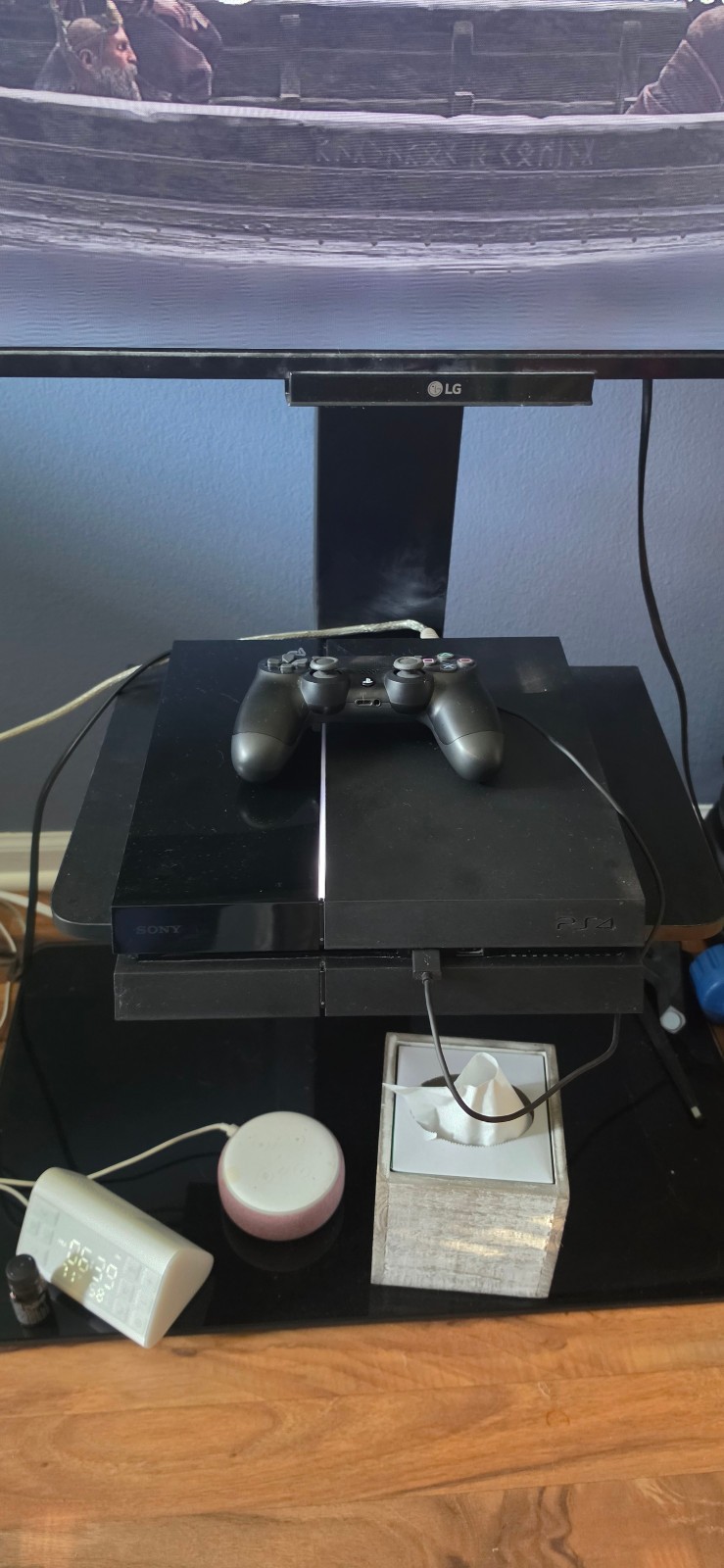 Sony PlayStation 4 500GB Console Bundle, 2 Controllers, 2 Games