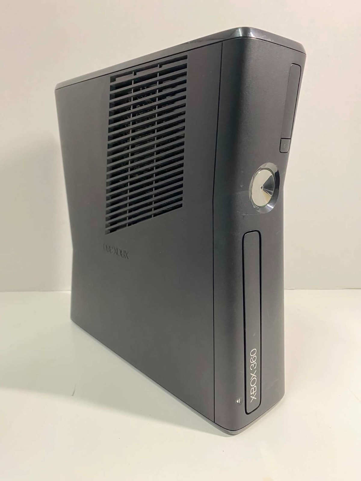 Microsoft Xbox 360 S 4GB Console – Black (1439) WORKS!