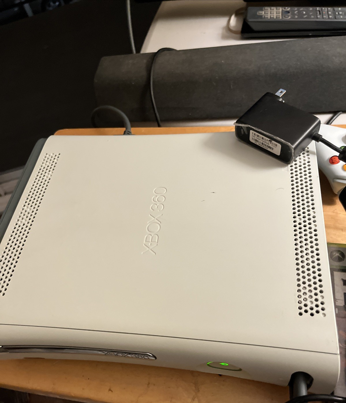 XBox 360 60GB White Bundle Controllers Kinect 2 Games AV Cable Tested